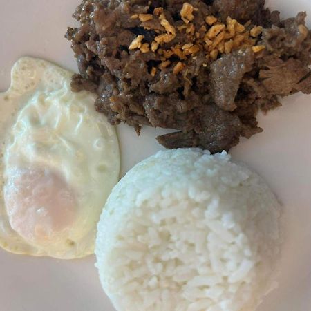Park Bed And Breakfast Hotel Pasay Bagian luar foto