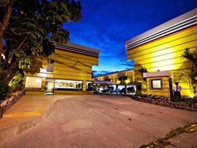 Park Bed And Breakfast Hotel Pasay Bagian luar foto