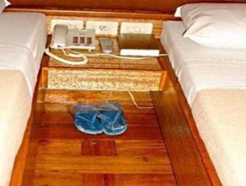 Park Bed And Breakfast Hotel Pasay Bagian luar foto