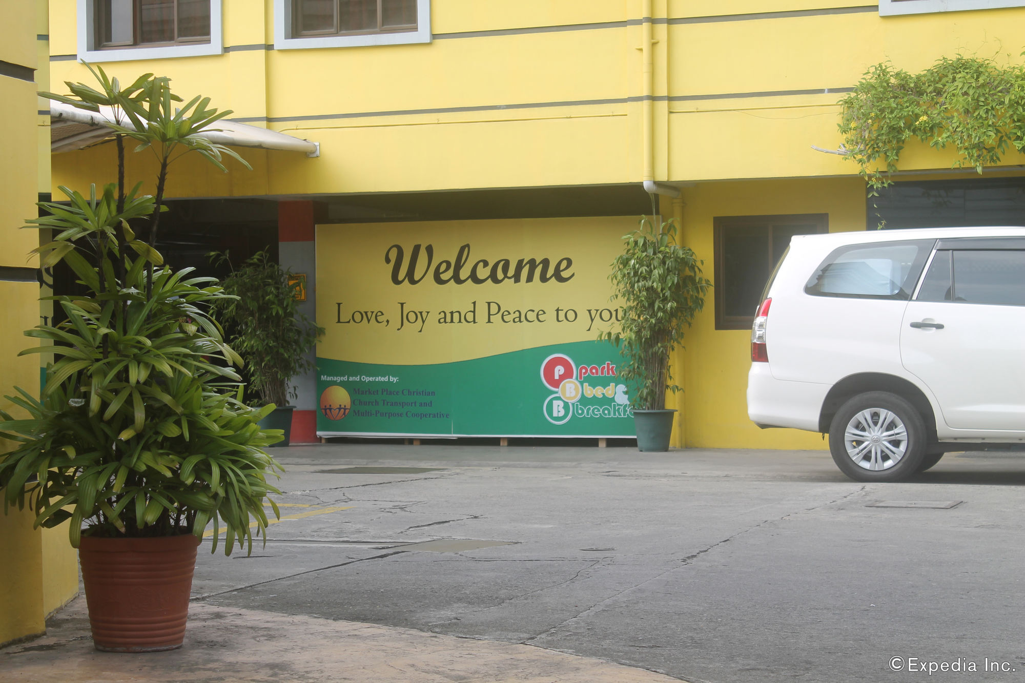Park Bed And Breakfast Hotel Pasay Bagian luar foto